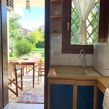 Stella's Maisonette *