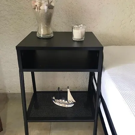 Stella's Maisonette * Siviri