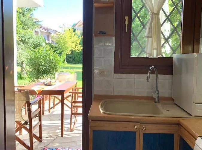 Stella's Maisonette *