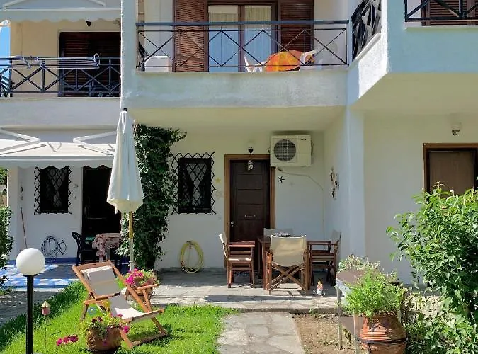 Stella's Maisonette Holiday home