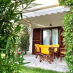 Stella's Maisonette